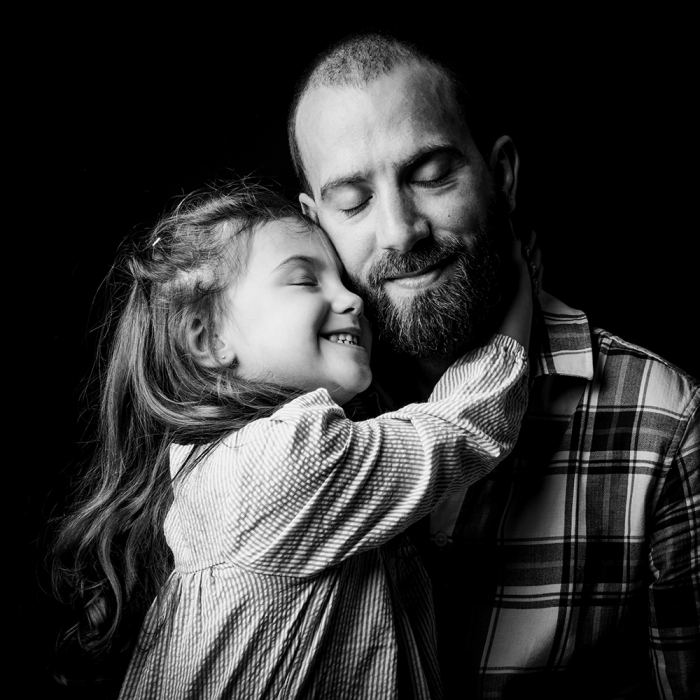 Marie Photographe : seance-photo-studio-papa-et-moi-chateau-gontier-53
