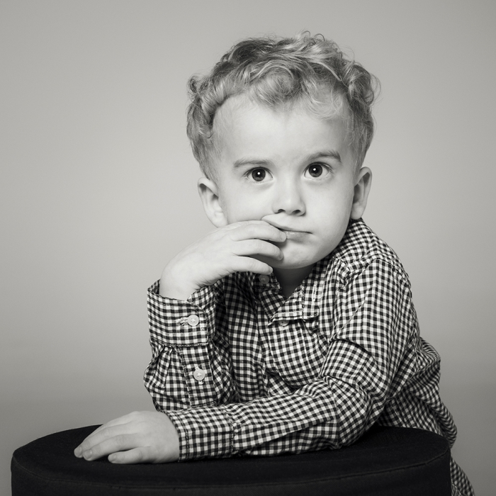 Marie Photographe : seance-photo-studio-enfant-fougeres-35
