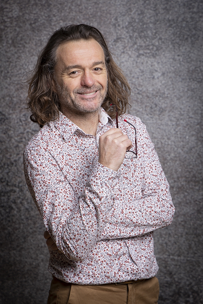 Marie Photographe : seance-photo-studio-corporate-laval
