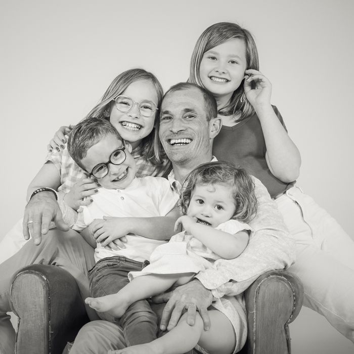 Marie Photographe : seance-photo-studio-famille-chateaubriant-44110
