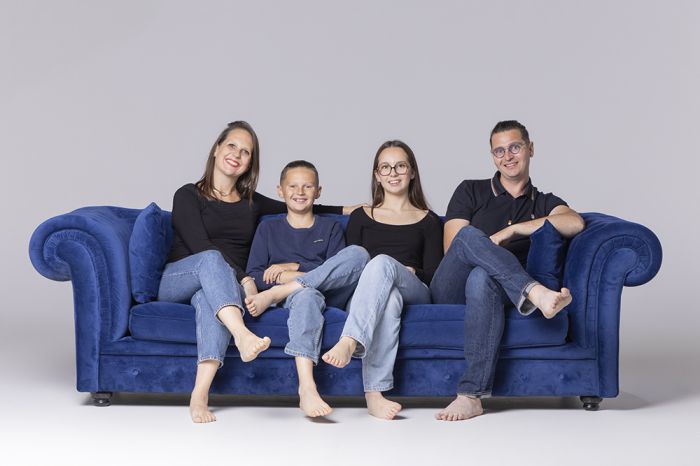 Marie Photographe : seance-photo-studio-famille-tours-37000
