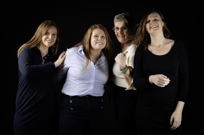 Marie Photographe : seance-studio-famille-fougeres-35
