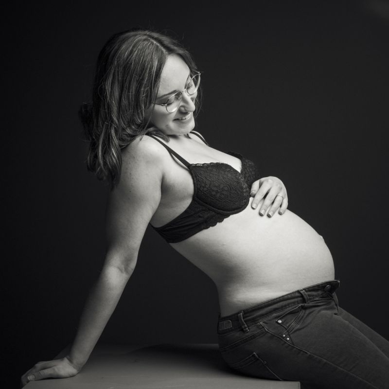 Marie Photographe : shooting-photo-grossesse-rennes
