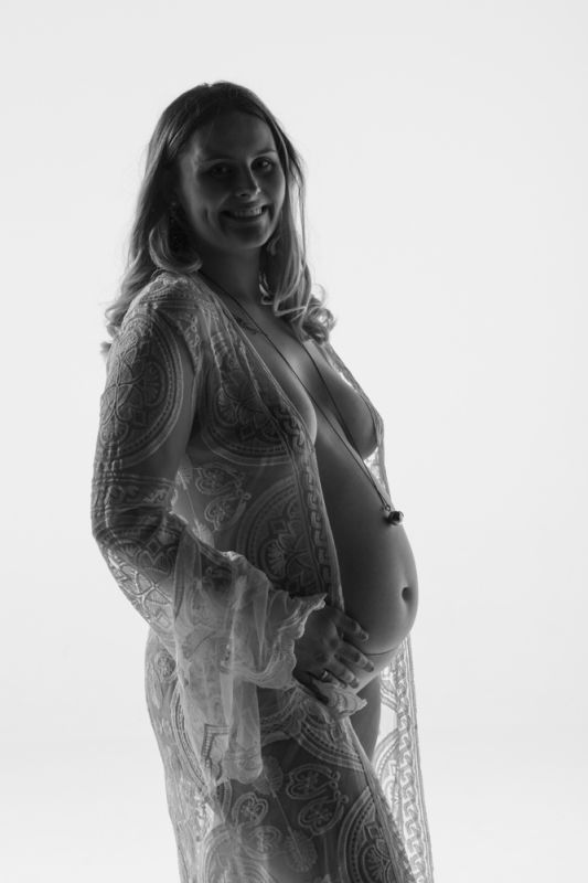 Marie Photographe : shooting-studio-grossesse-la-guerche-de-bretagne-35
